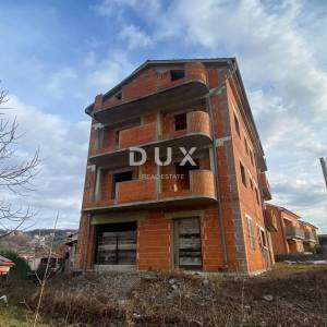 RIJEKA, KASTAV - samostojeća kuća s pogledom na more + garaža + velika okućnica! PRILIKA!