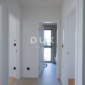 RIJEKA, KOSTRENA - ekskluzivan stan s jacuzzijem - novogradnja s panoramskim pogledom na more! PRILIKA!