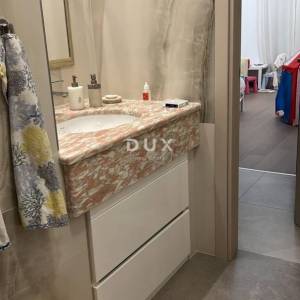 RIJEKA, PEĆINE - novouređeni 5SKL s balkonom i pogledom na more