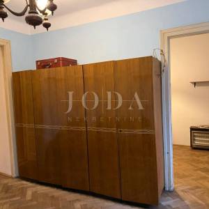 Rijeka - širi centar - stan s potencijalom, odlična lokacija