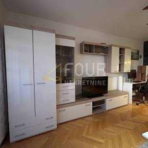 Rijeka, Škurinje, 59.65m2, 1s+db, lođa