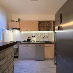 Rijeka, Škurinje, 59.65m2, 1s+db, lođa