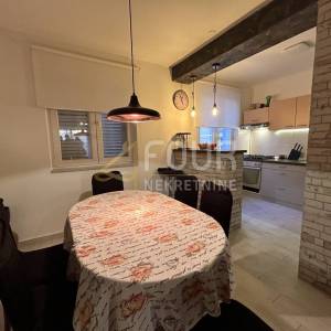 Rijeka, Škurinje, 59.65m2, 1s+db, lođa