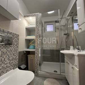 Rijeka, Škurinje, 59.65m2, 1s+db, lođa