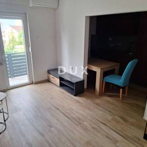 RIJEKA, ZAMET - Višestambena kuća s pogledom na more, 275m2