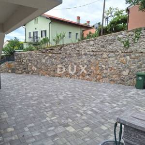RIJEKA, ZAMET - Višestambena kuća s pogledom na more, 275m2