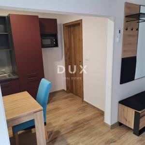 RIJEKA, ZAMET - Višestambena kuća s pogledom na more, 275m2
