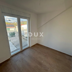 ROGOZNICA, STIVAŠNICA – Penthouse s fenomenalnim pogledom na more