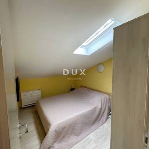 ROGOZNICA, ZATOGLAV – Ekskluzivna kuća 1. red do mora s vlastitim mulom i vezovima