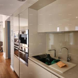 Rovinj! Luksuzni stan !Namješten! Blizu  hotela Lone!