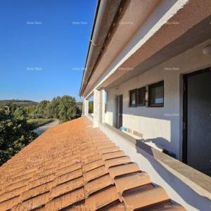 Rovinj: Nekretnina u blizini plaže, okružena borovom šumom