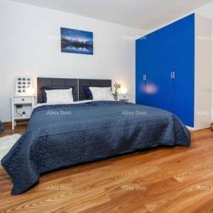 Rovinj, Prekrasna vila s bazenom.