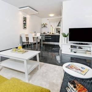 Rovinj, Prekrasna vila s bazenom.