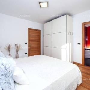 Rovinj, Prekrasna vila s bazenom.