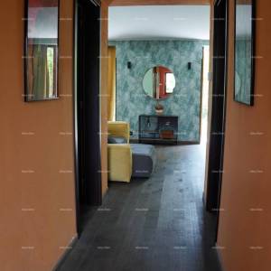 Rovinj. Stan na prvom katu kuće