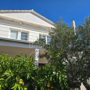 Samostojeća kuća i zemljište, za uređenje, prodaja 