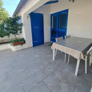 Samostojeća kuća s atrijem,  400 m od mora – Barbariga