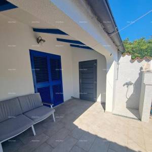 Samostojeća kuća s atrijem,  400 m od mora – Barbariga