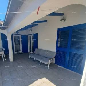 Samostojeća kuća s atrijem,  400 m od mora – Barbariga