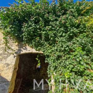 Šarmantna kamena kućica u Vrisniku