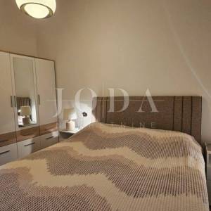 Selce stan sa okućnicom i parkingom blizu mora