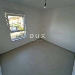 ŠIBENIK, VODICE – Luksuzni stan u blizini plaže s pogledom na more