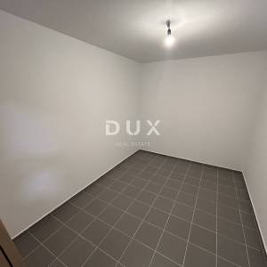 ŠIBENIK, VODICE – Luksuzni stan u blizini plaže s pogledom na more