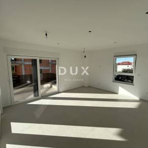 ŠIBENIK, VODICE – Luksuzni stan na top lokaciji, blizina plaže