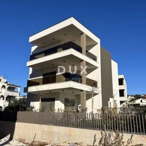 ŠIBENIK, VODICE – Luksuzni stan na top lokaciji, blizina plaže