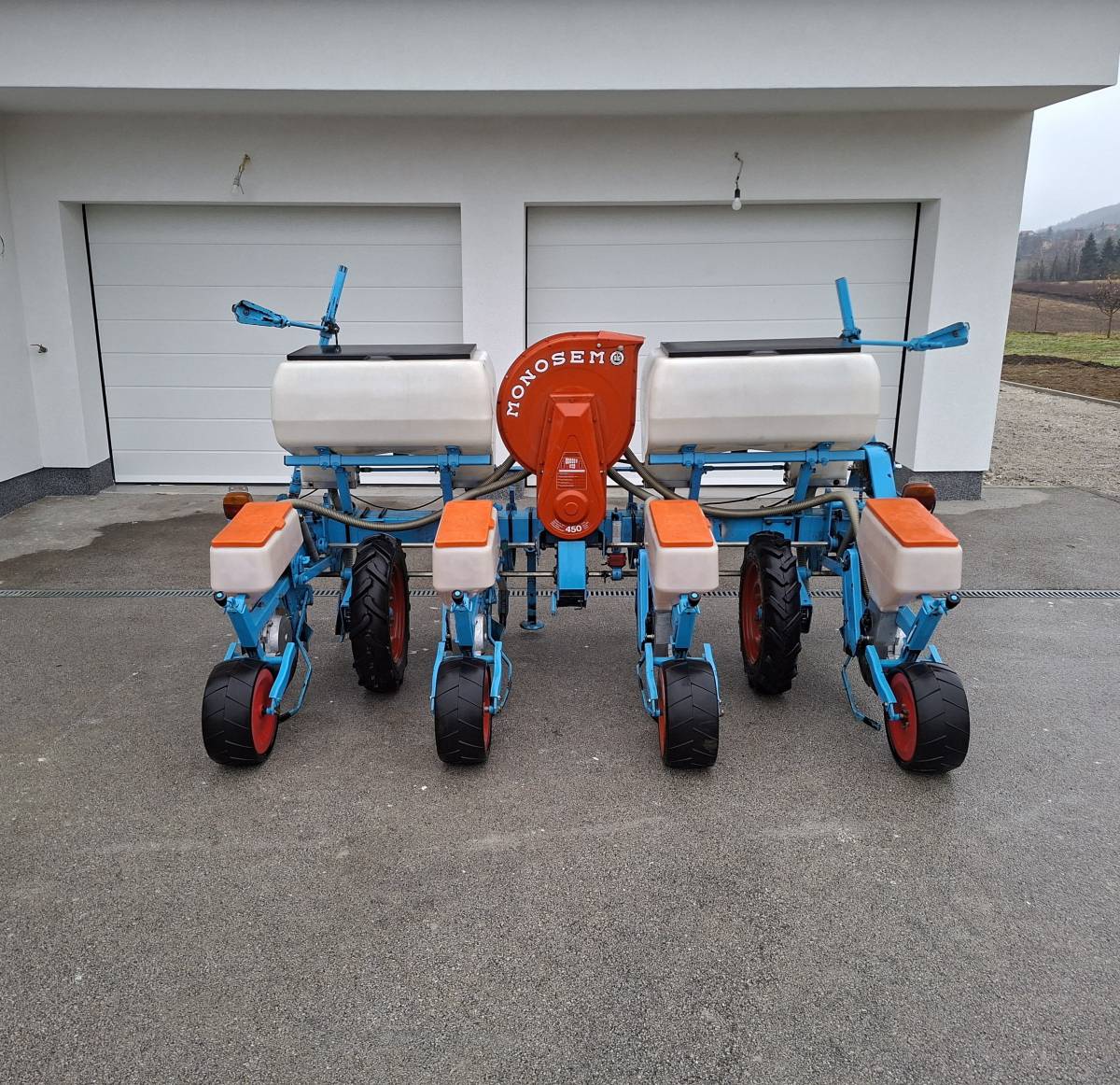 Sijačica za kukuruz MONOSEM 4 reda