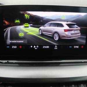 Škoda Octavia Combi 2.0 TDi DSG *LED, NAVIGACIJA*