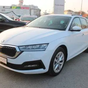 Škoda Octavia Combi 2.0 TDi DSG 150ks *LED, NAVIGACIJA*