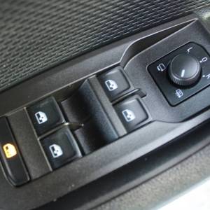 Škoda Octavia Combi 2.0 TDi DSG 150ks *LED, NAVIGACIJA*