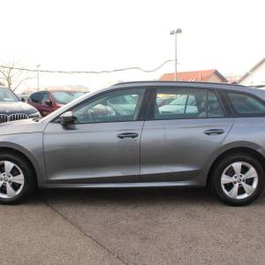 Škoda Octavia Combi 2.0 TDi DSG 150ks *LED, NAVIGACIJA*