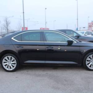 Škoda Superb 2.0 TDi DSG *LED, NAVIGACIJA, KAMERA*