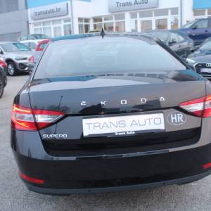 Škoda Superb 2.0 TDi DSG *LED, NAVIGACIJA, KAMERA*