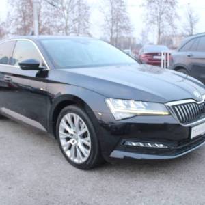 Škoda Superb 2.0 TDi DSG *LED, NAVIGACIJA, KAMERA*