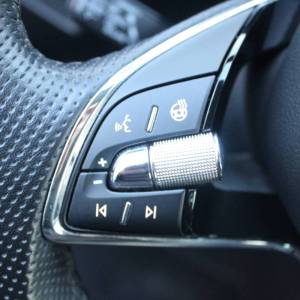 Škoda Superb 2.0 TDi DSG *LED, NAVIGACIJA, KAMERA*