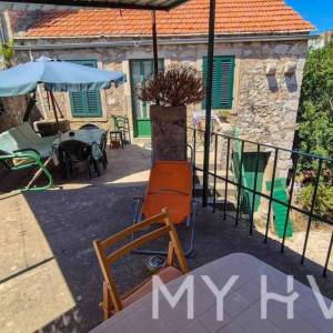 Skrivena kamena kuća u Vrbanju