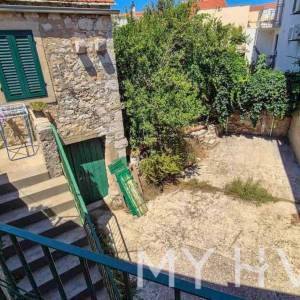 Skrivena kamena kuća u Vrbanju