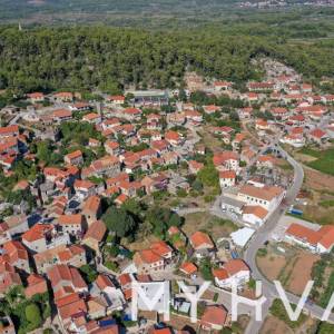 Skrivena kuća u Svirču