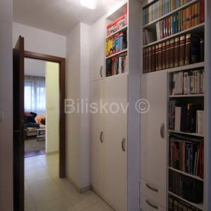 Split, Žnjan, prodaja 2soban stan, parking