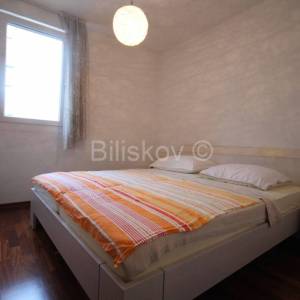 Split, Žnjan, prodaja 2soban stan, parking