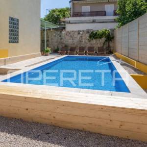 Stan na samoj obali Baćinkih jezera, Baćina, Ploče