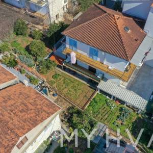 Stan sa vrtom u gradu Hvaru