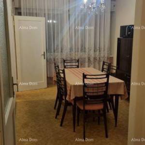 Stan u centru Umaga. Čisto vlasništvo.