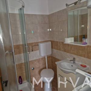 Stan u kući prvi red do mora