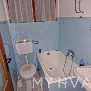 Stan u kući prvi red do mora