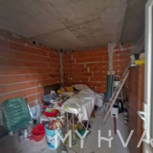 Stan u kući prvi red do mora