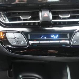 Toyota C-HR 2.0 Hybrid AUTOMATIK *LED, NAVIGACIJA, KAMERA*